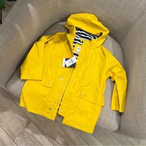 Gap raincoat for 3 years old
